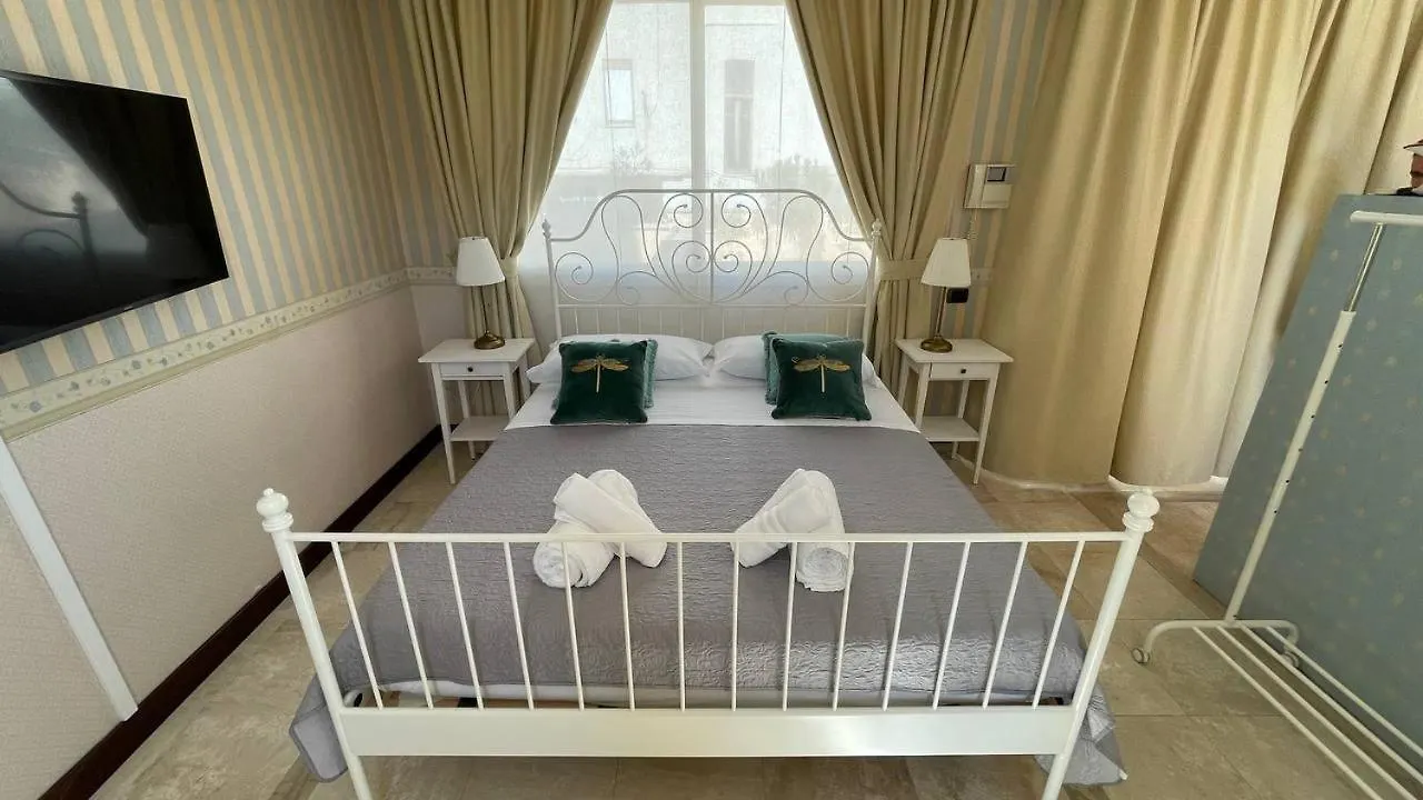 ホテル Palazzo Chiara カリアリ